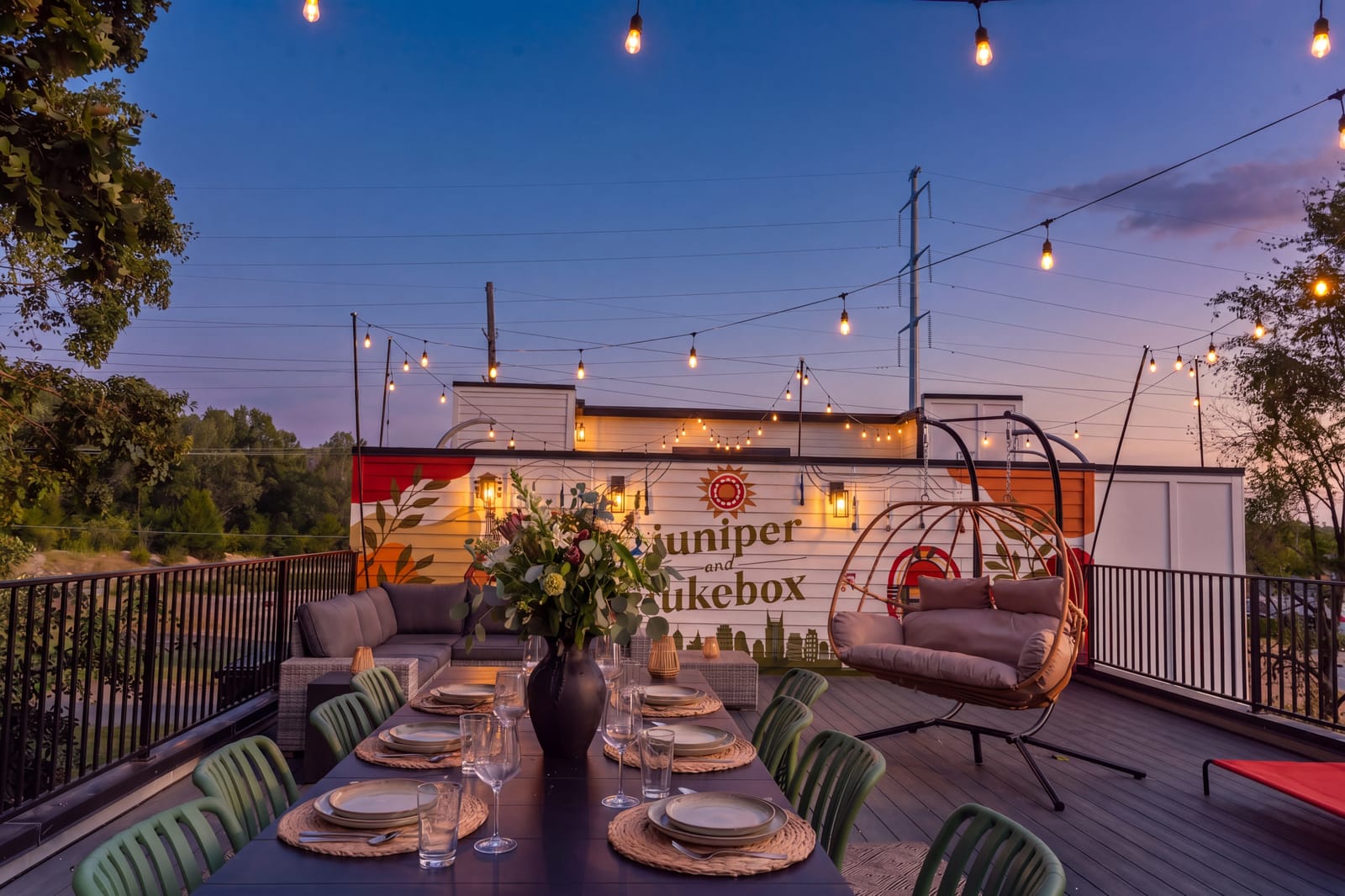Juniper & Jukebox - Movie Room, Rooftop, w/ 5 BRs — photo 2