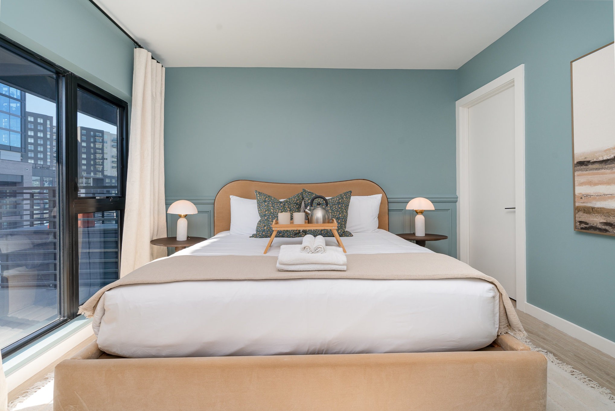 Luxury 2-Story Penthouse! Walk to Broadway and Gulch (Hyve 602)