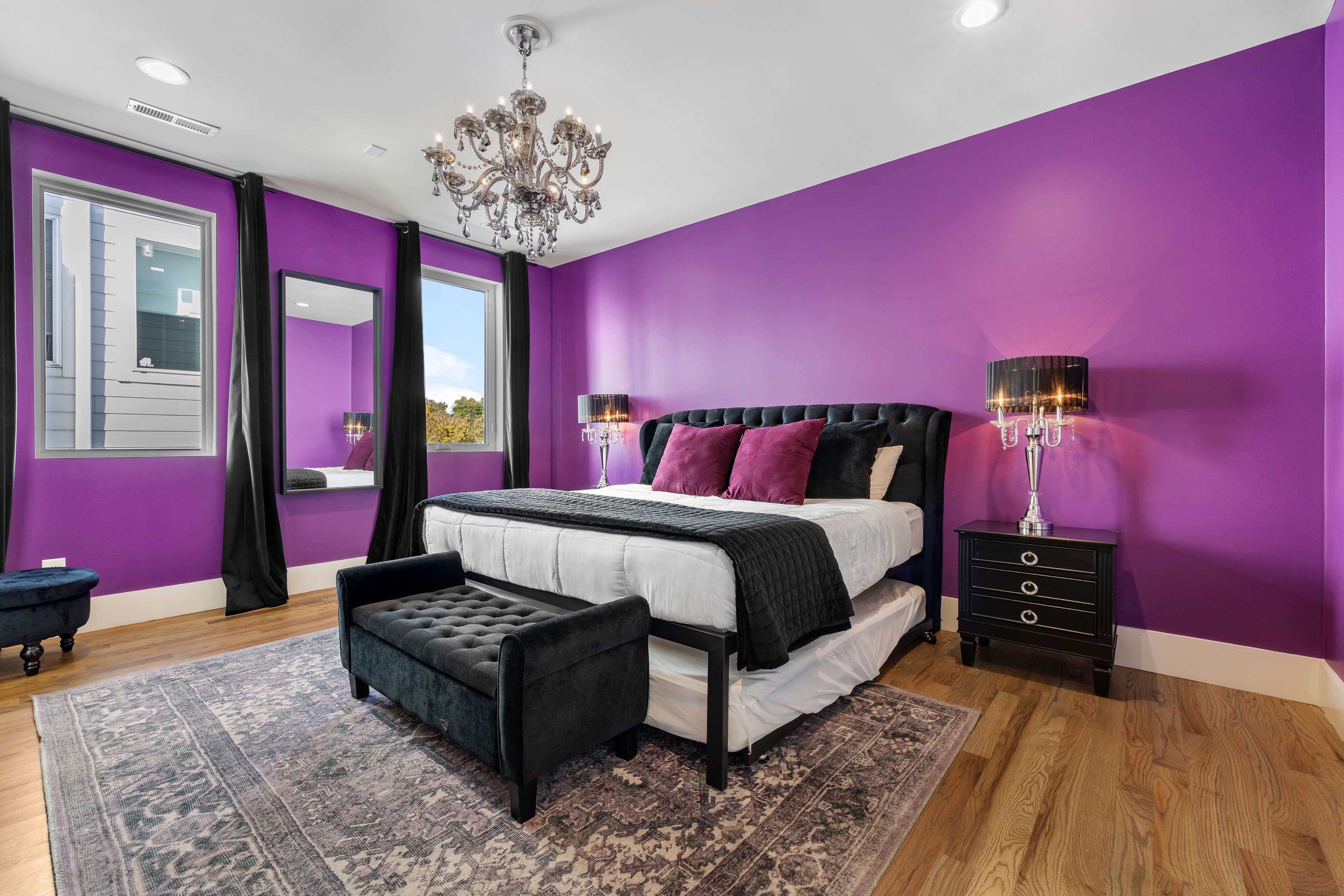 Mega Bach Getaway - 19 Beds, 2 Hot Tubs, 2 Rooftops (1203 Mega)